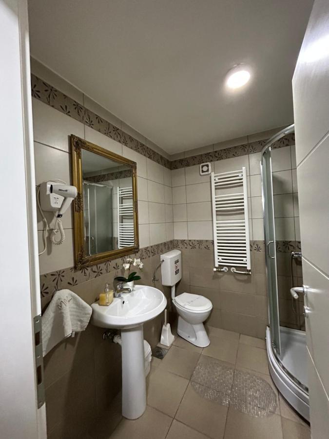Mm Apartman Kruševac Exterior foto